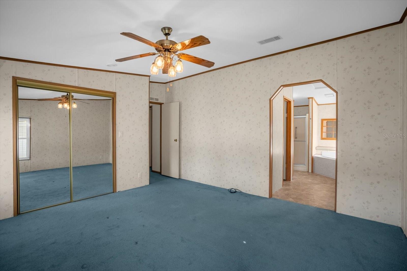 Image 18 of 52 For 4114 Myrtle Oak Court 852