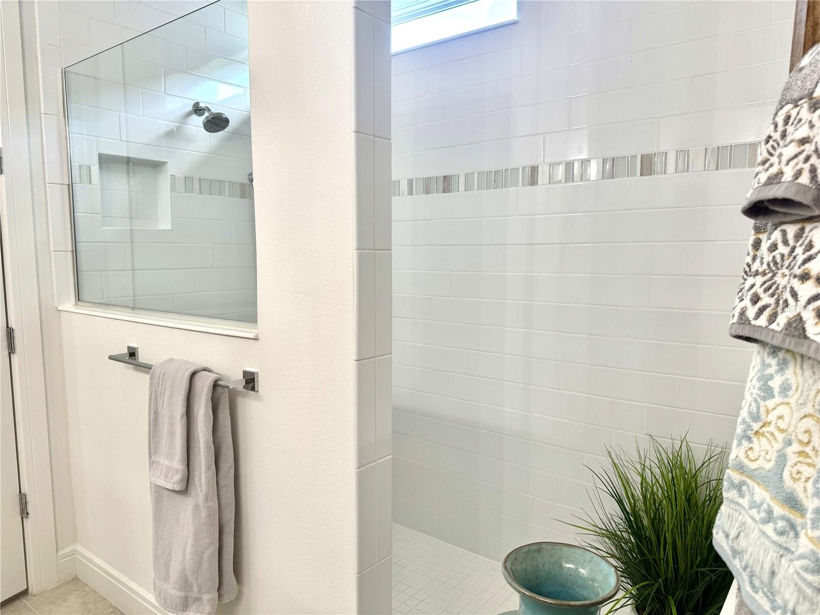 Image 21 of 58 For 13831 Tybee Beach Lane