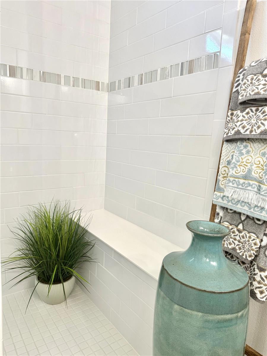 Image 22 of 58 For 13831 Tybee Beach Lane