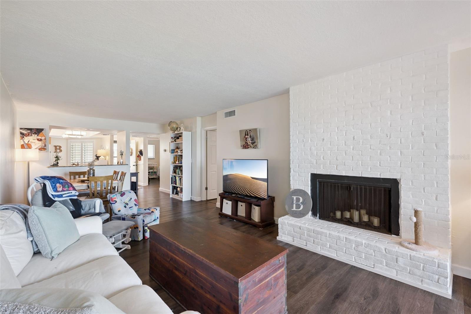 Image 3 of 35 For 4109 Fairview Vista Point 114