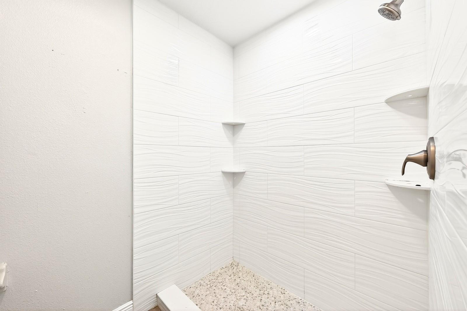 Image 16 of 39 For 600 Northern Way 302