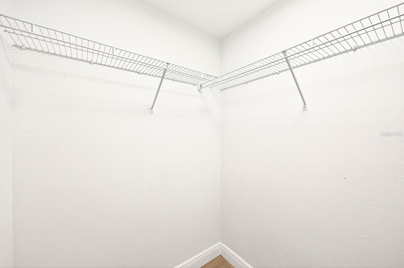 Image 17 of 39 For 600 Northern Way 302