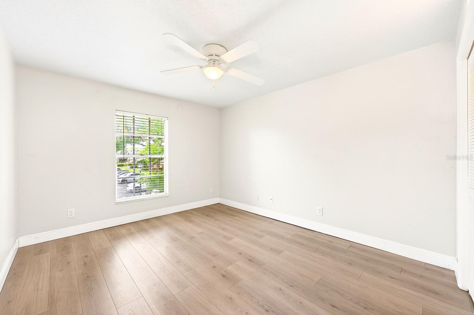 Image 18 of 39 For 600 Northern Way 302