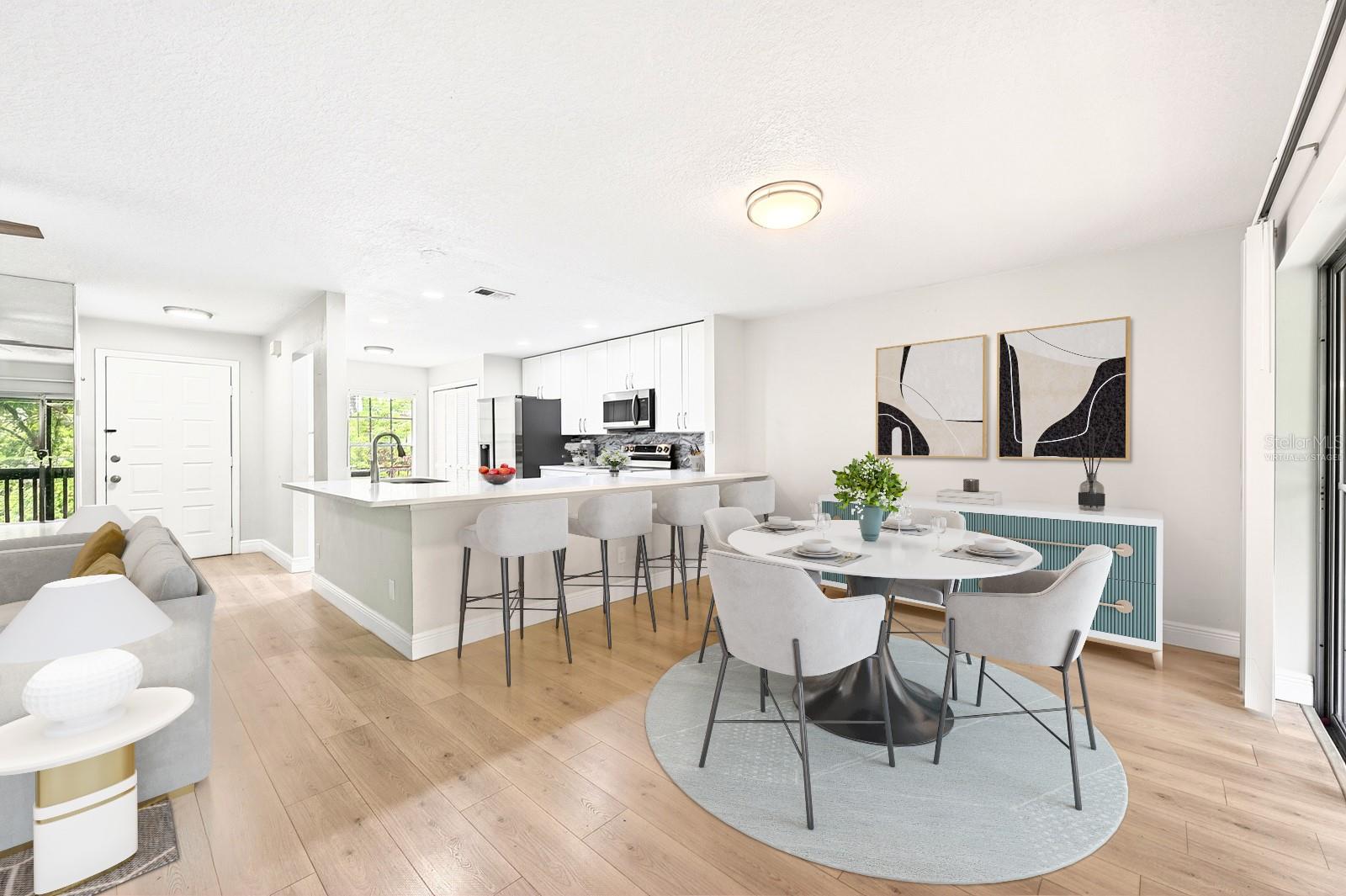 Image 2 of 39 For 600 Northern Way 302