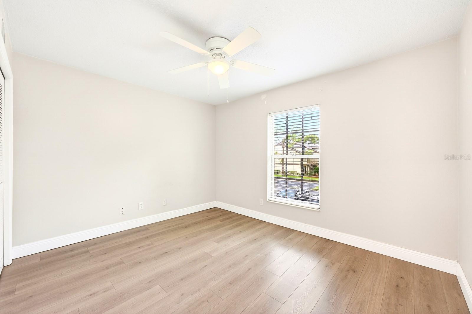 Image 20 of 39 For 600 Northern Way 302