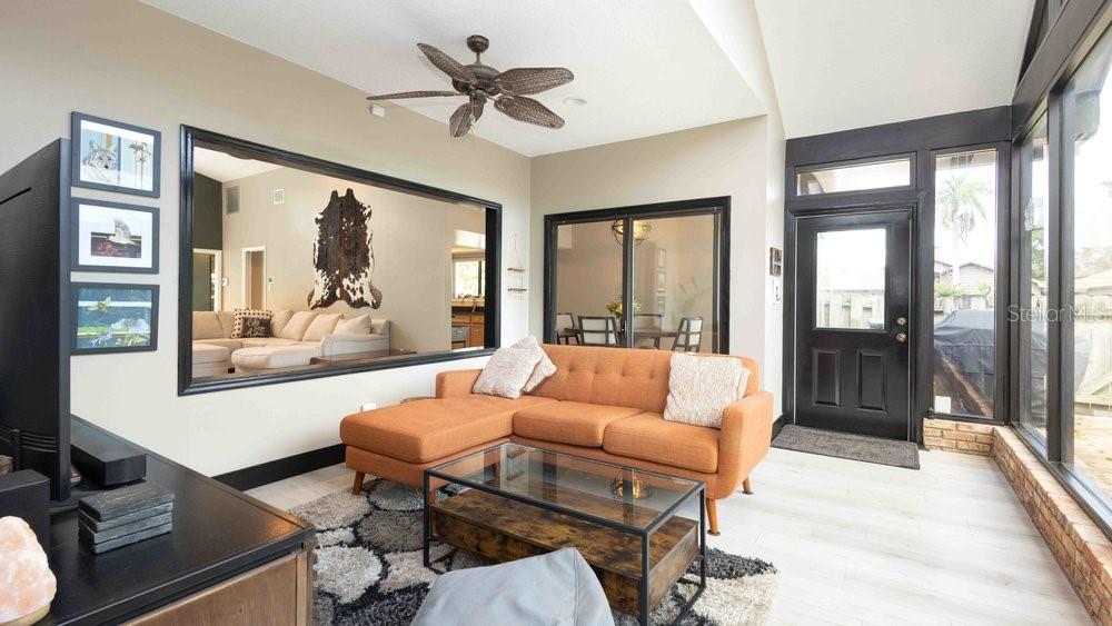 Image 22 of 43 For 106 Country Place