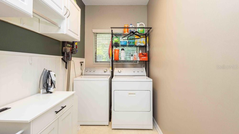 Image 27 of 43 For 106 Country Place