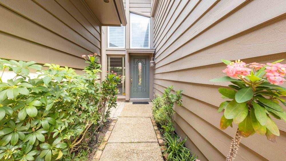 Image 3 of 43 For 106 Country Place