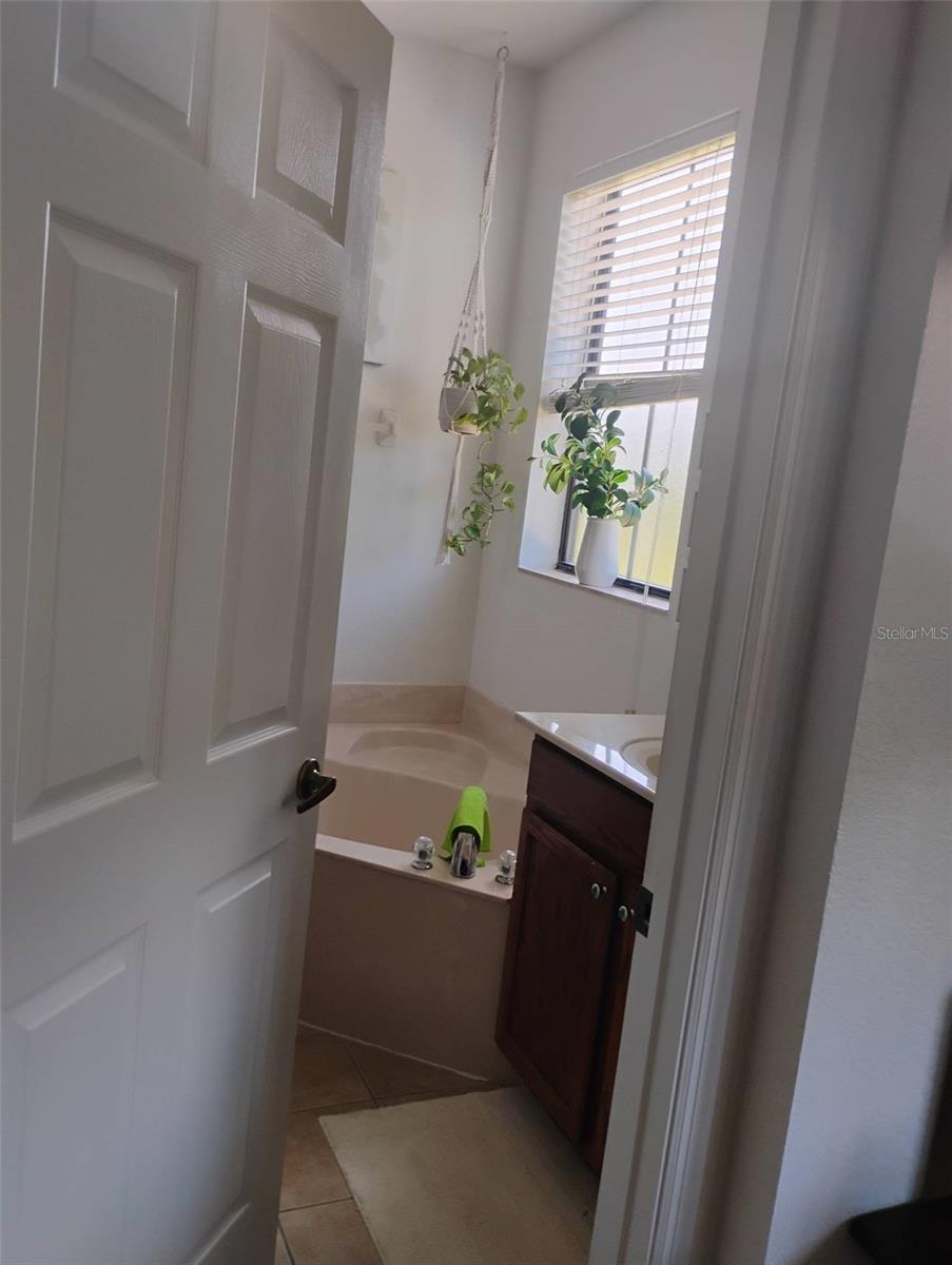 Image 22 of 38 For 3469 Allegra Circle