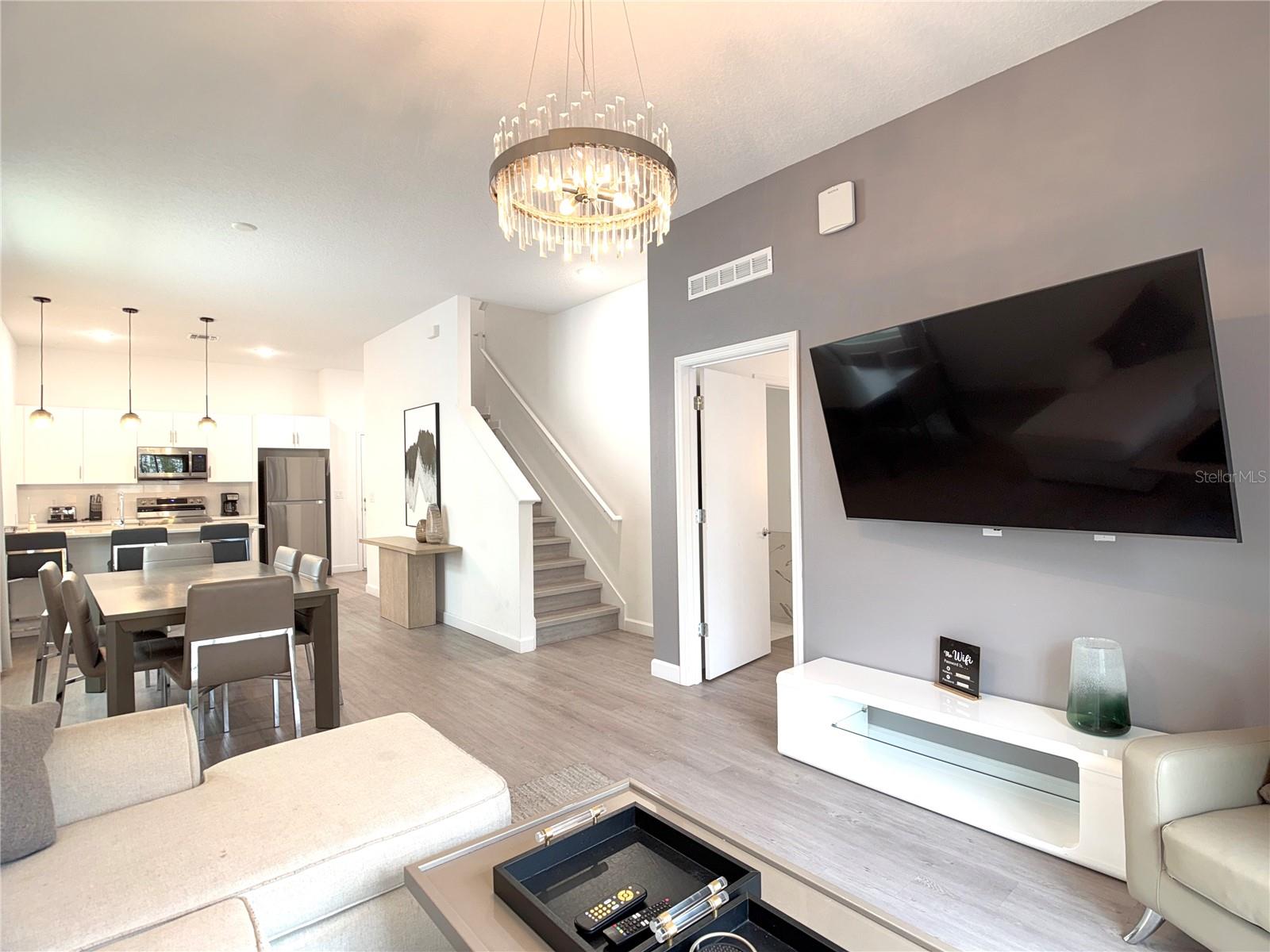 Image 12 of 37 For 332 Famagusta Drive