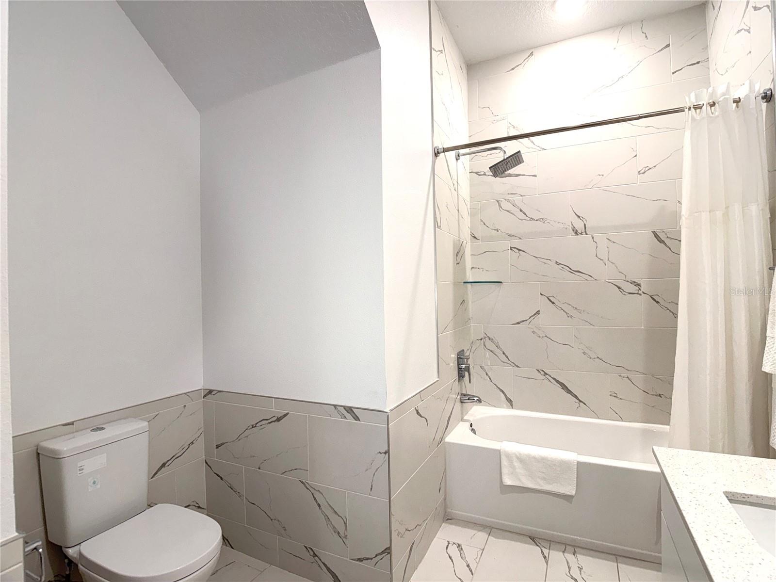 Image 17 of 37 For 332 Famagusta Drive