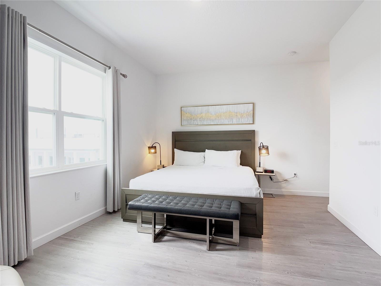 Image 20 of 37 For 332 Famagusta Drive