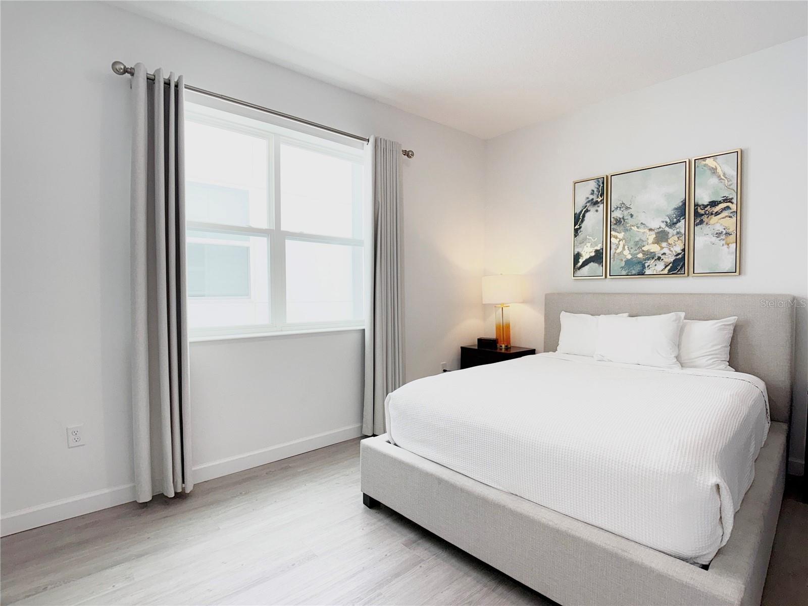 Image 23 of 37 For 332 Famagusta Drive