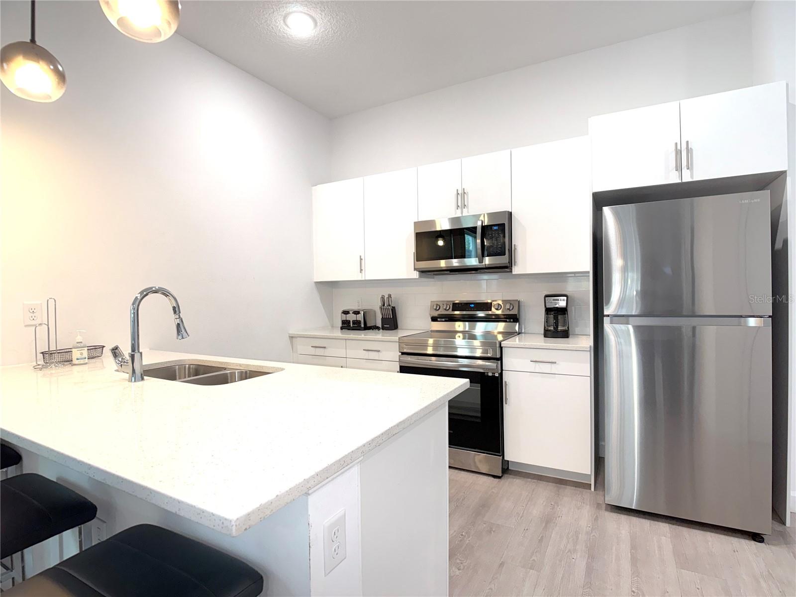 Image 4 of 37 For 332 Famagusta Drive