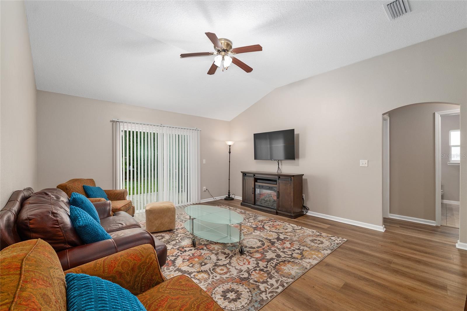 Image 15 of 49 For 8114 54th Street