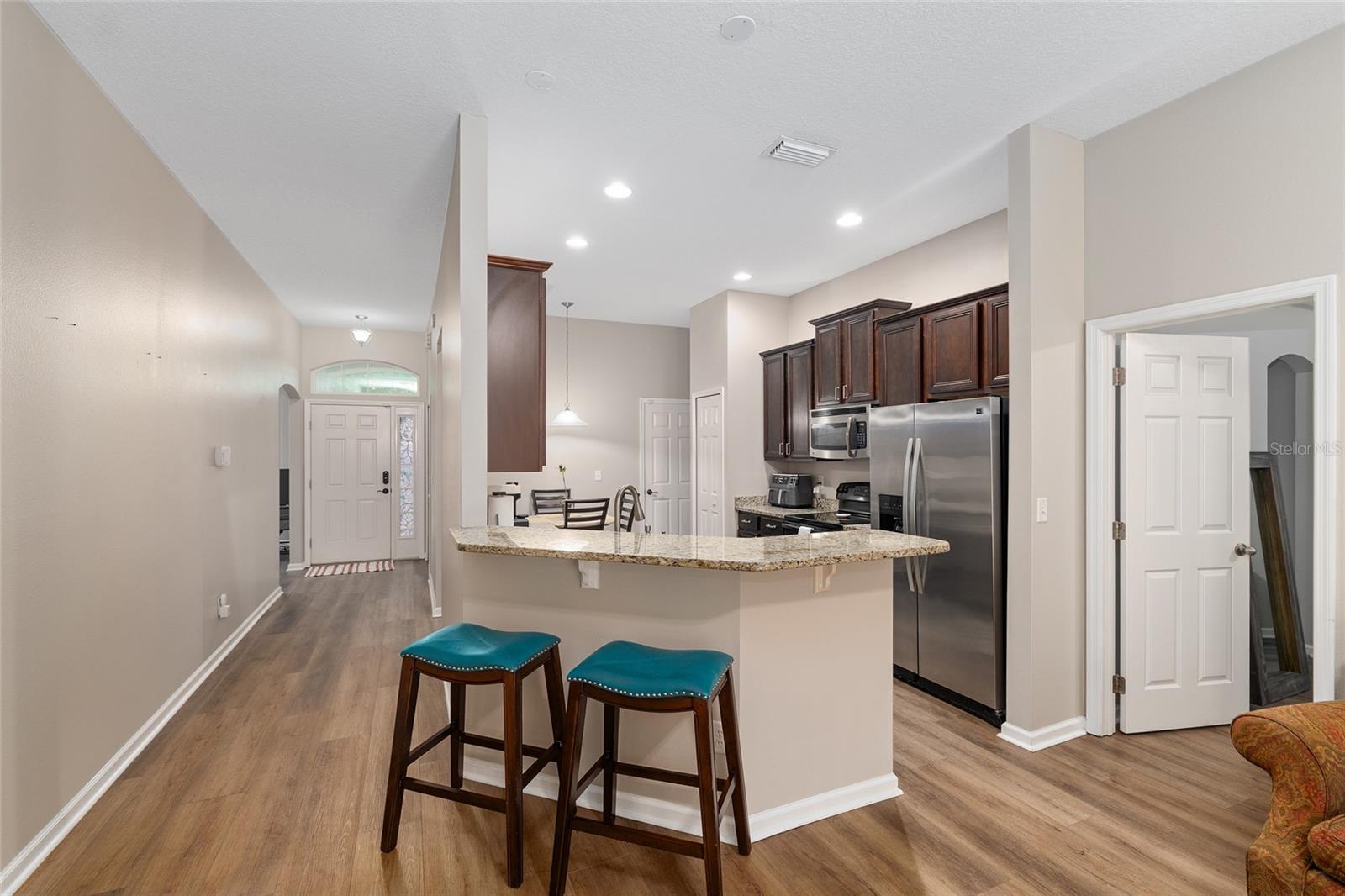 Image 18 of 49 For 8114 54th Street