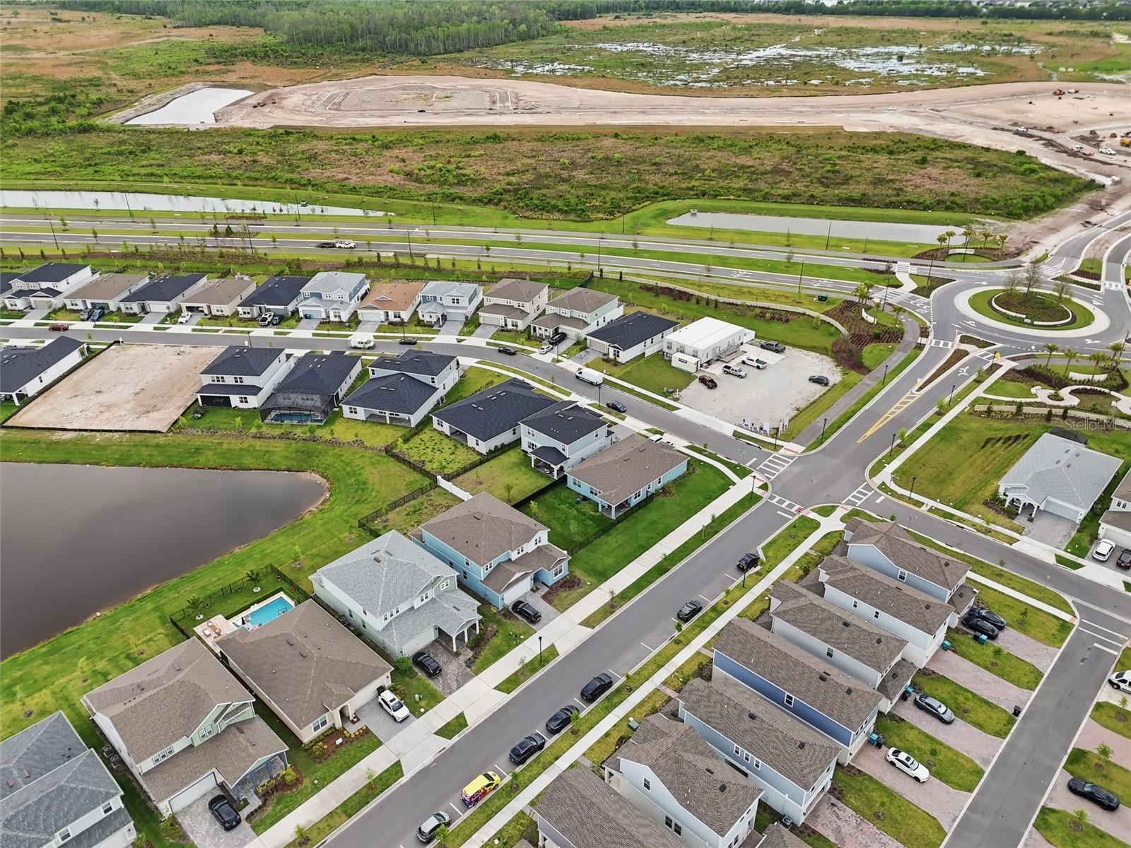 Listing photo id 8 for 6711 Willow View Avenue