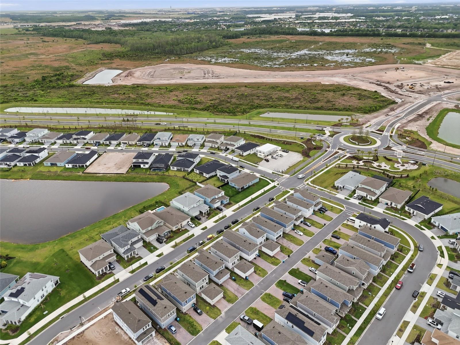 Listing photo id 9 for 6711 Willow View Avenue