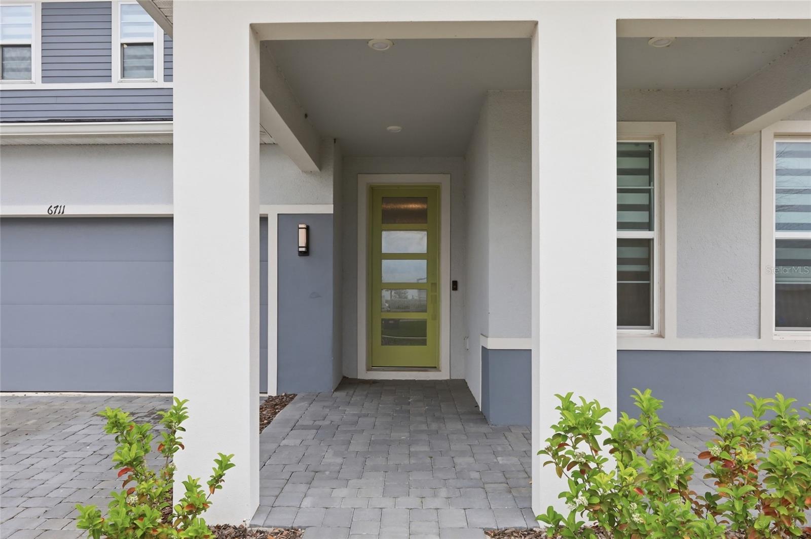 Listing photo id 13 for 6711 Willow View Avenue