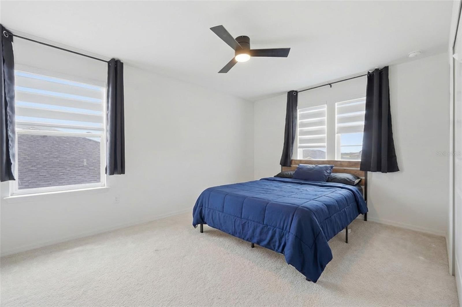 Listing photo id 39 for 6711 Willow View Avenue