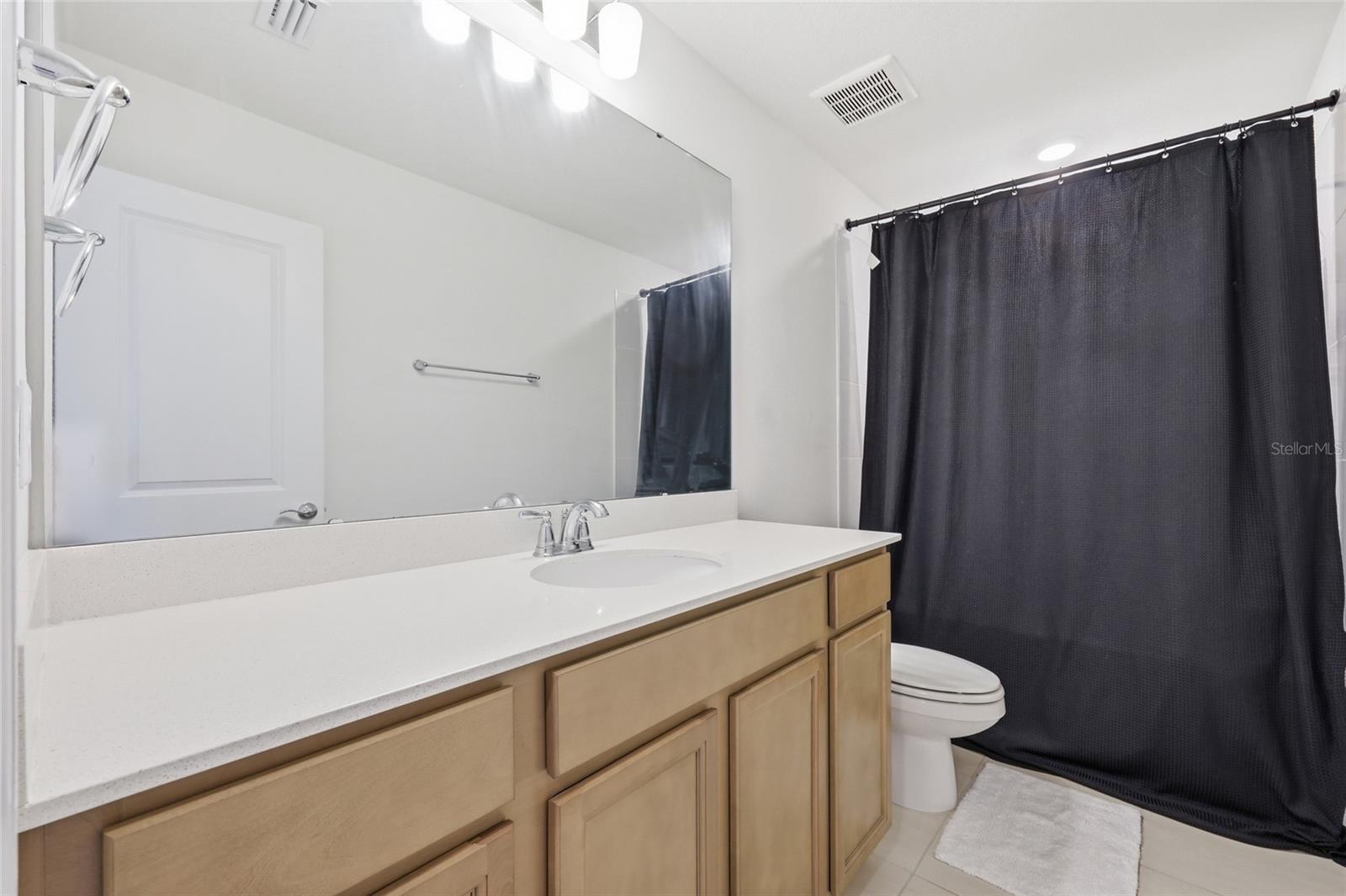 Listing photo id 40 for 6711 Willow View Avenue