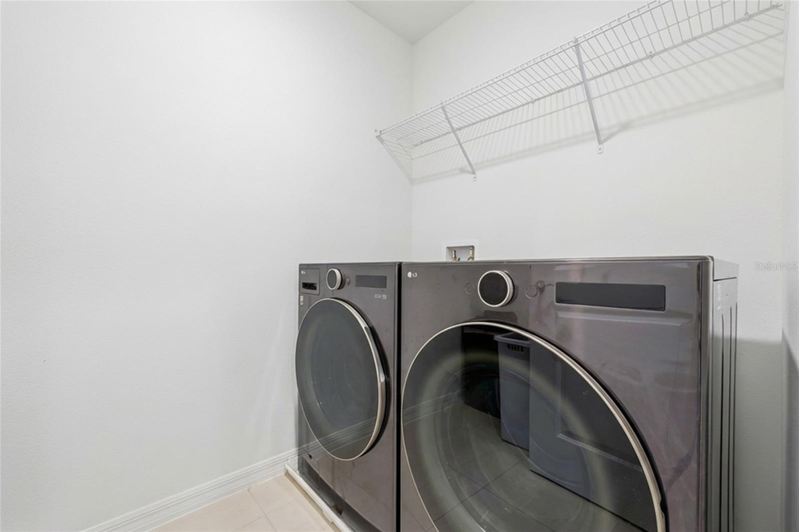 Listing photo id 45 for 6711 Willow View Avenue