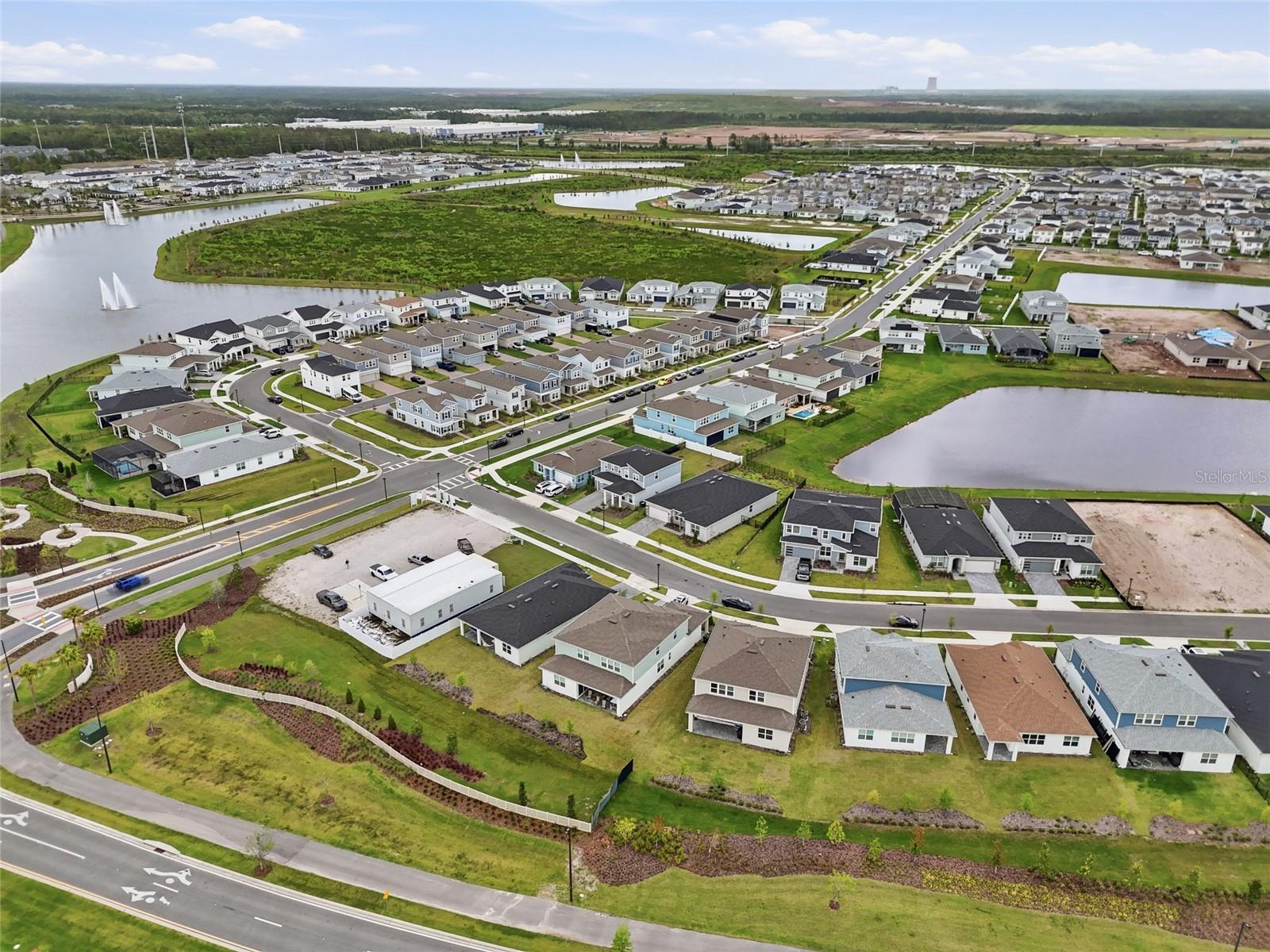 Listing photo id 6 for 6711 Willow View Avenue