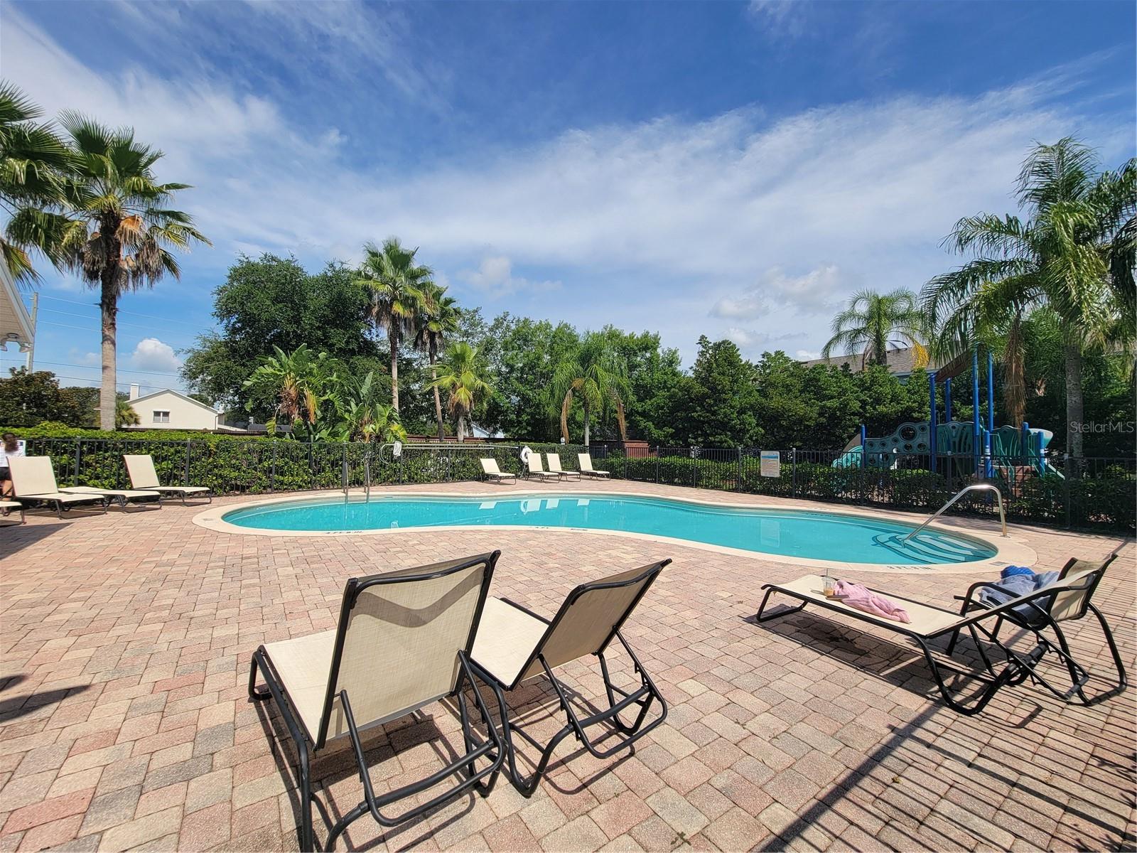 Image 21 of 31 For 4113 Hedge Maple Place