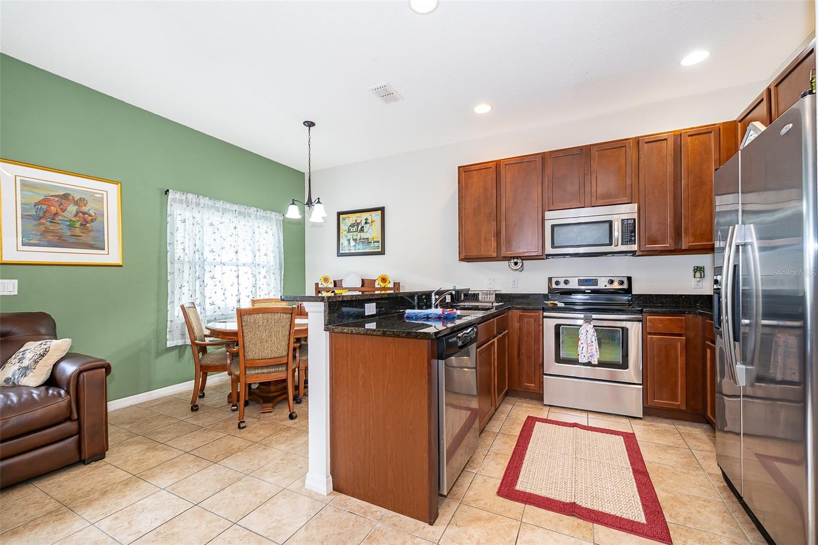 Image 4 of 31 For 4113 Hedge Maple Place