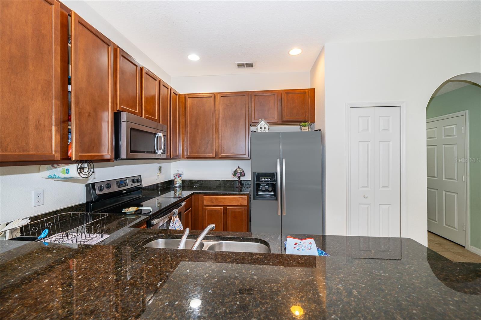 Image 7 of 31 For 4113 Hedge Maple Place