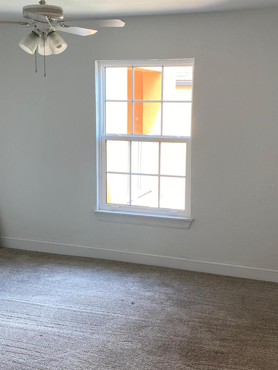 Image 9 of 13 For 5475 Vineland Road 8311