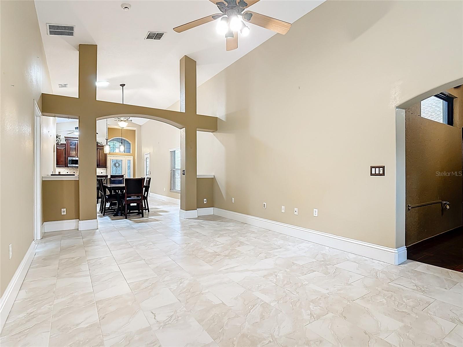 Image 20 of 49 For 2514 Caithness Way