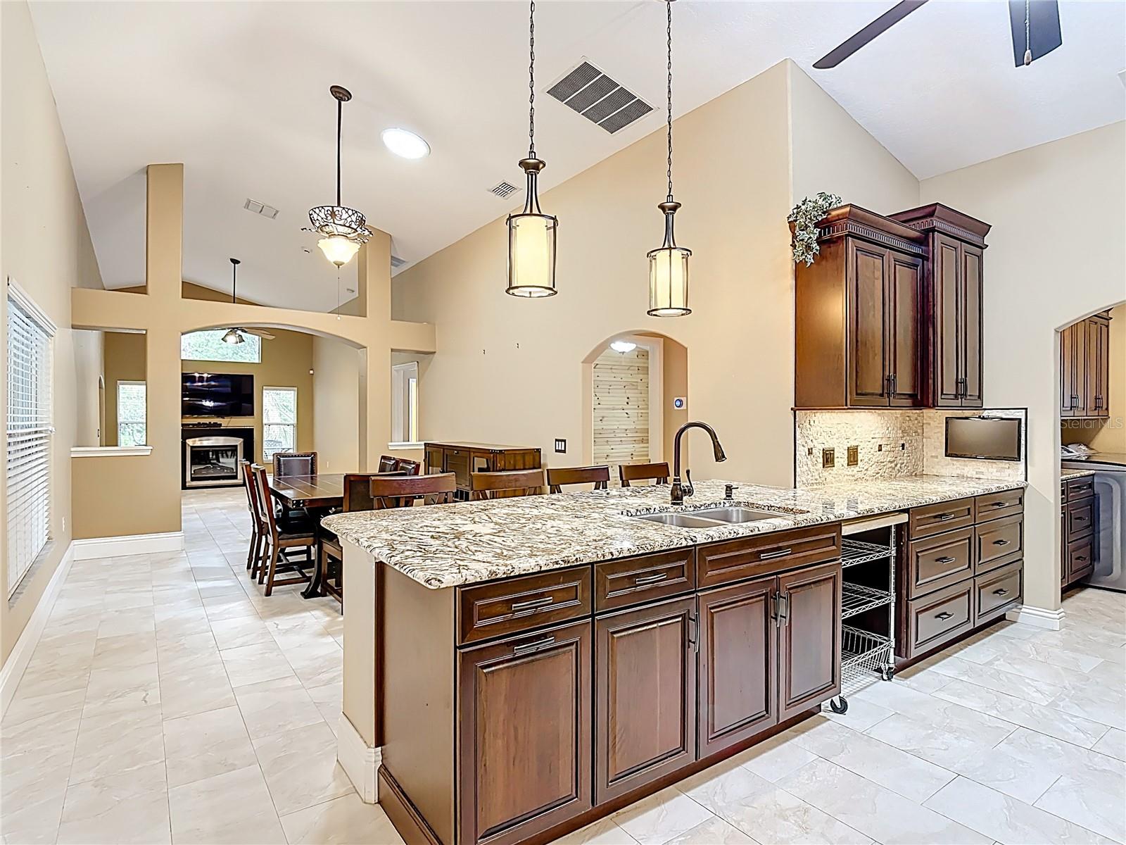 Image 9 of 49 For 2514 Caithness Way