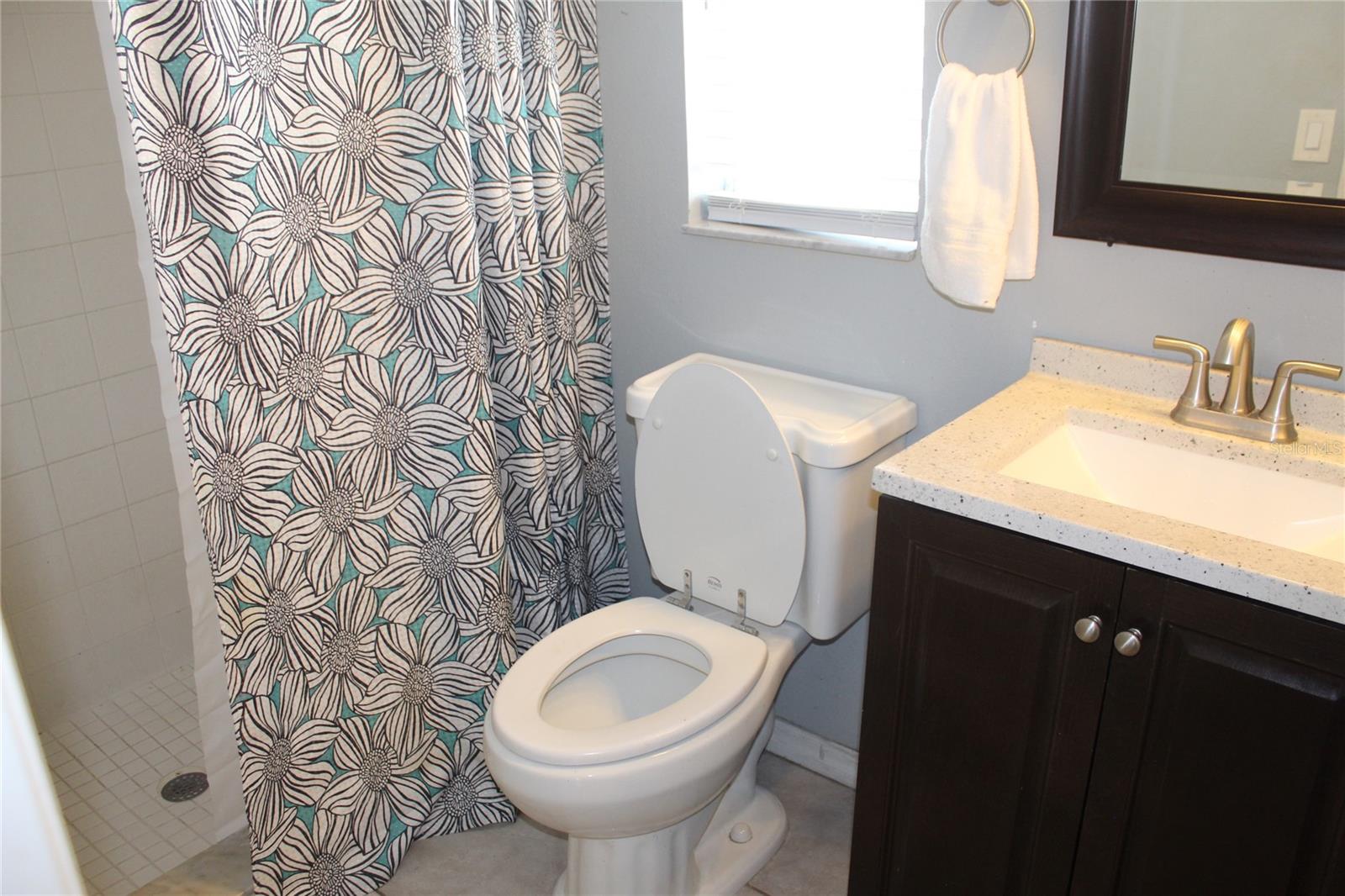 Listing photo id 11 for 10115 Vista Cove Lane