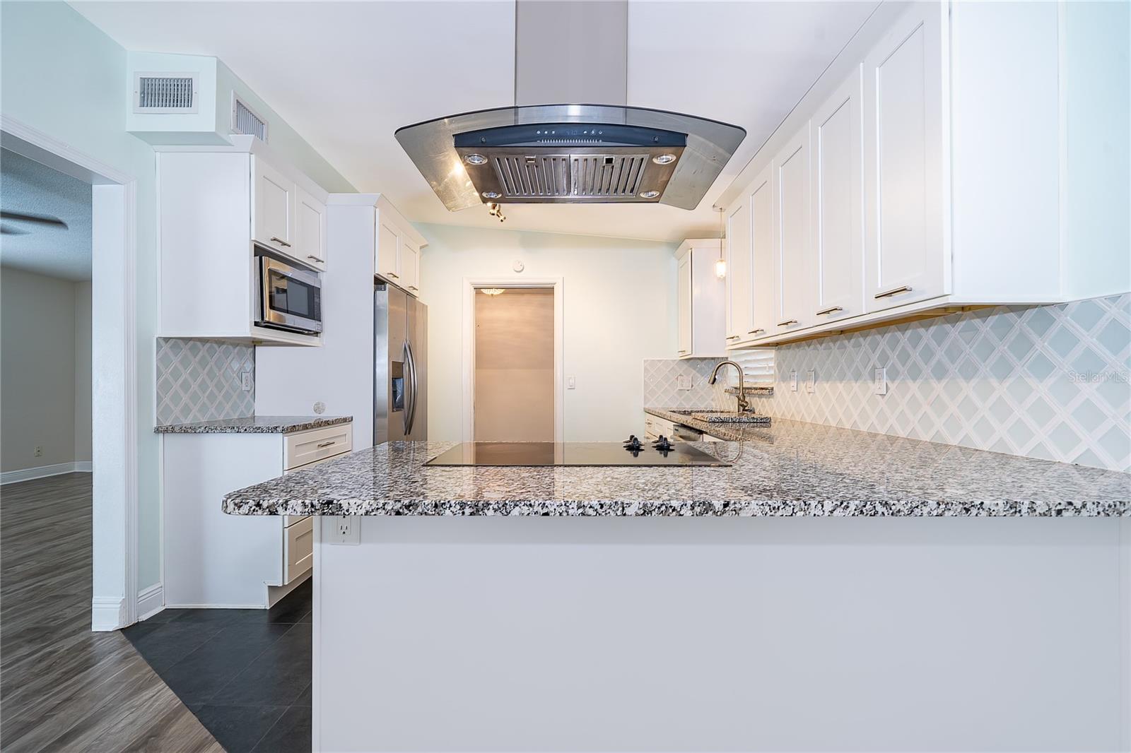 Image 14 of 35 For 4610 Elaine Place