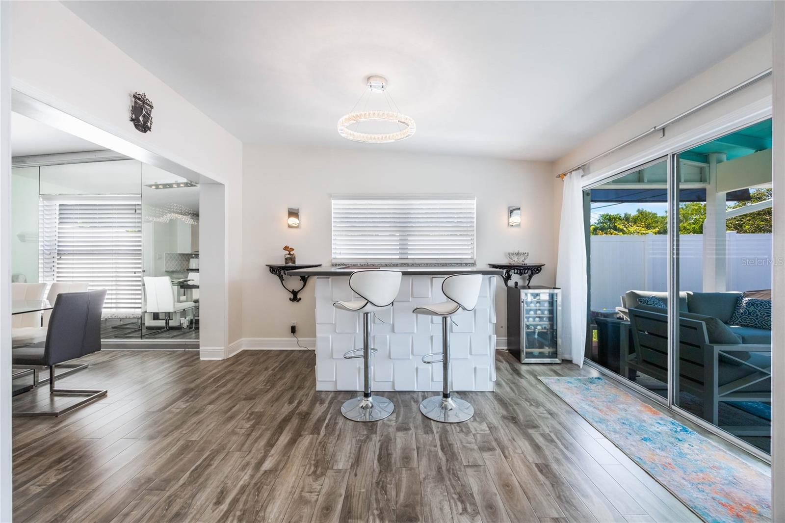 Image 15 of 35 For 4610 Elaine Place