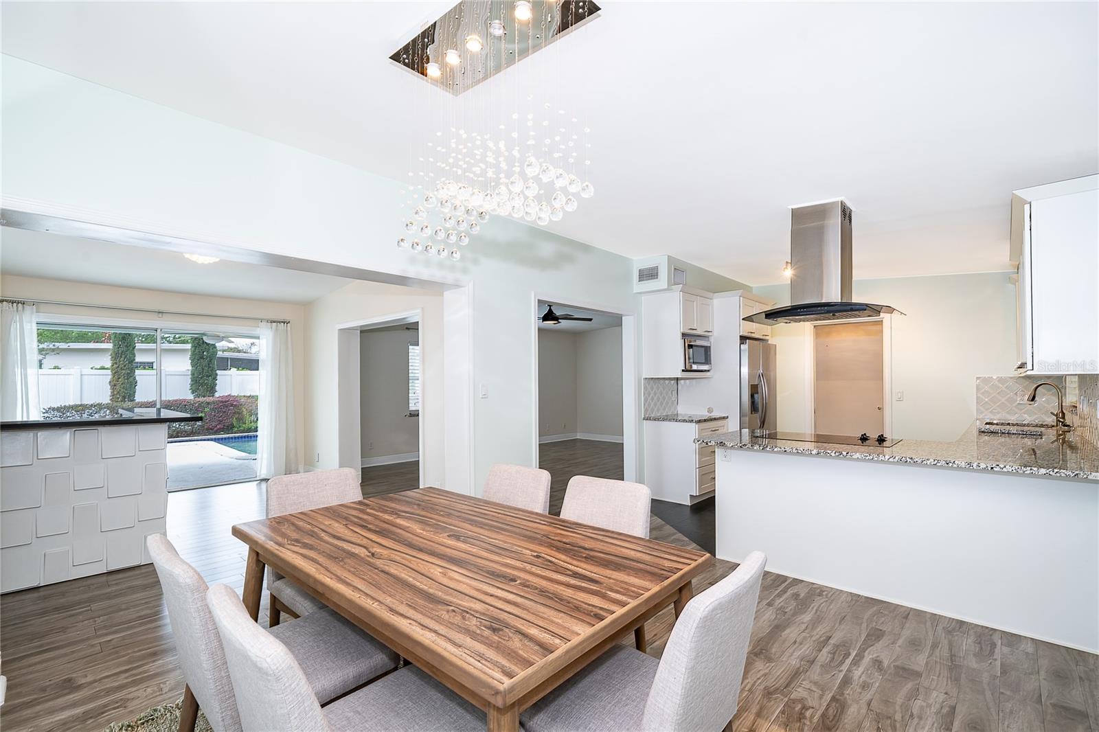 Image 20 of 35 For 4610 Elaine Place