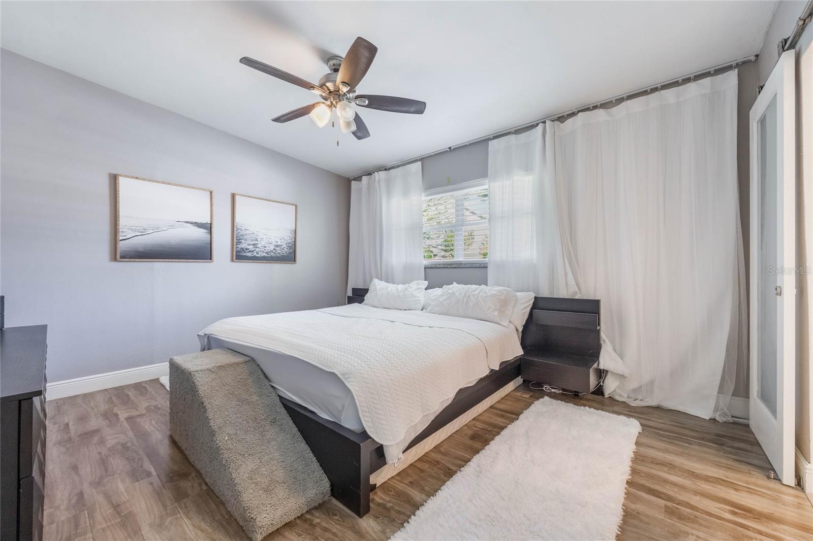 Image 21 of 35 For 4610 Elaine Place