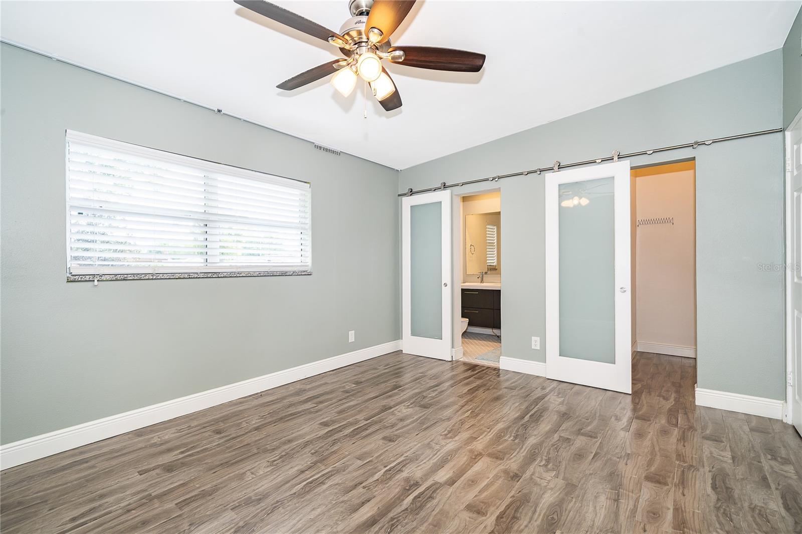 Image 23 of 35 For 4610 Elaine Place