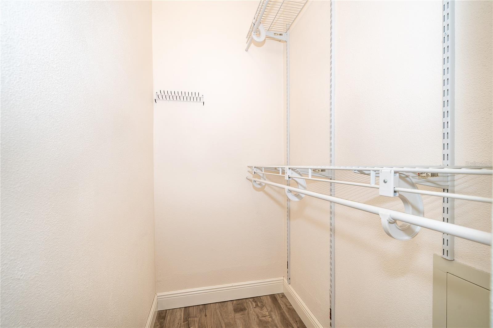 Image 25 of 35 For 4610 Elaine Place