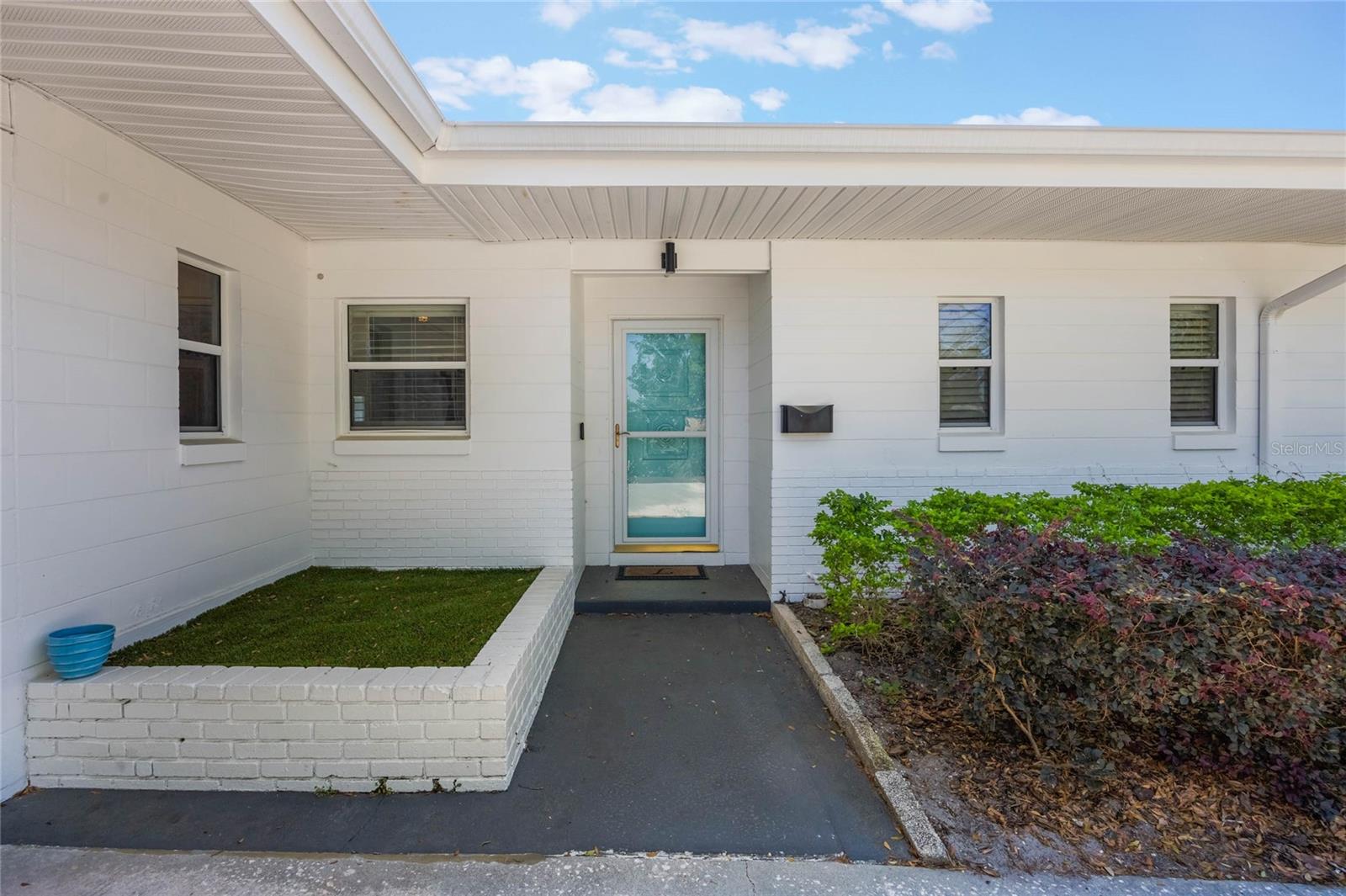 Image 4 of 35 For 4610 Elaine Place