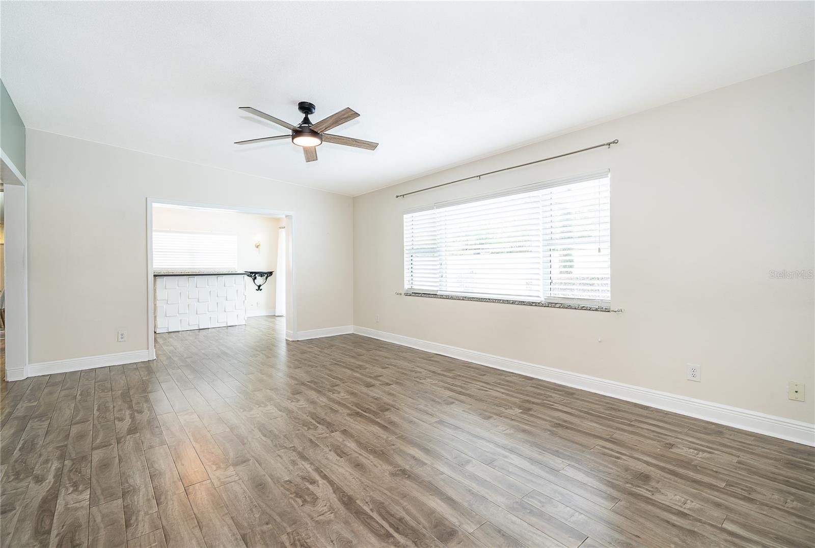 Image 8 of 35 For 4610 Elaine Place