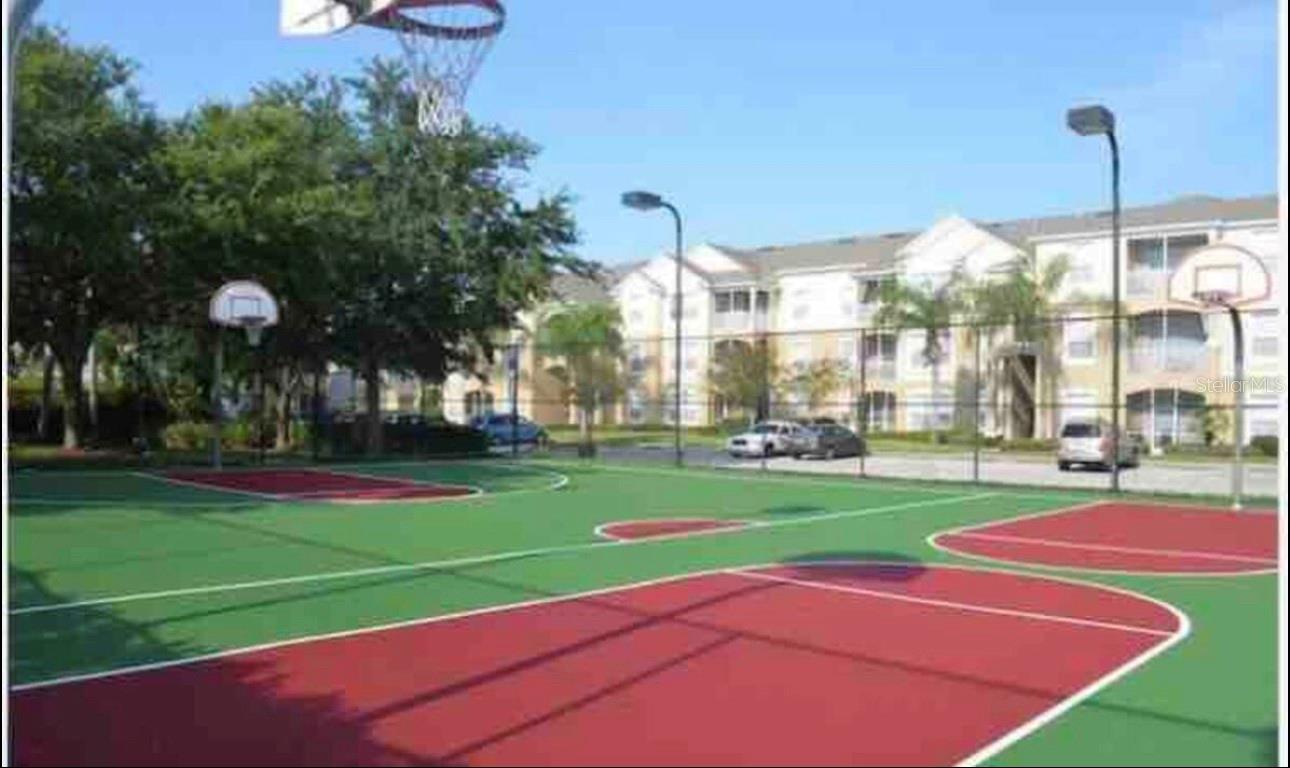 Image 27 of 37 For 2310 Silver Palm Drive 302