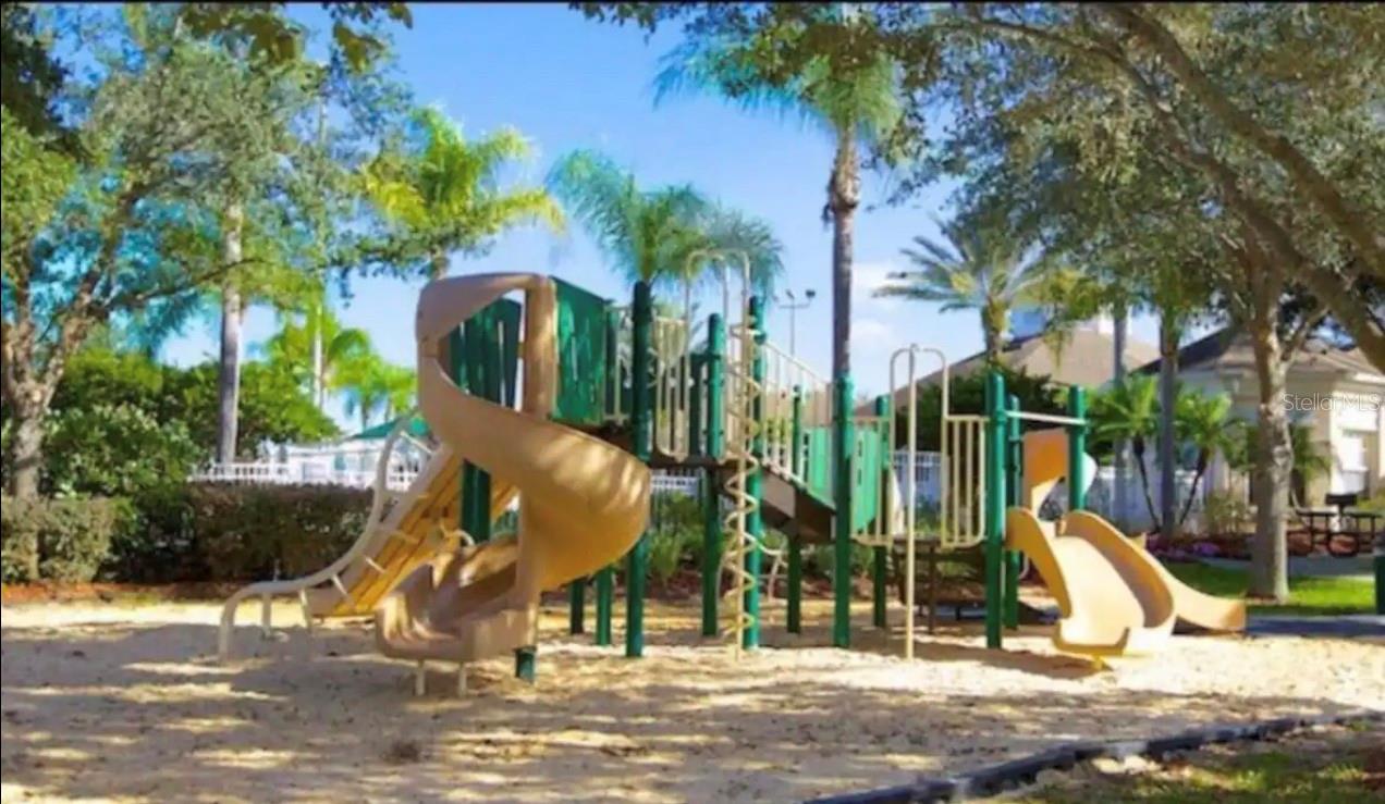 Image 29 of 37 For 2310 Silver Palm Drive 302