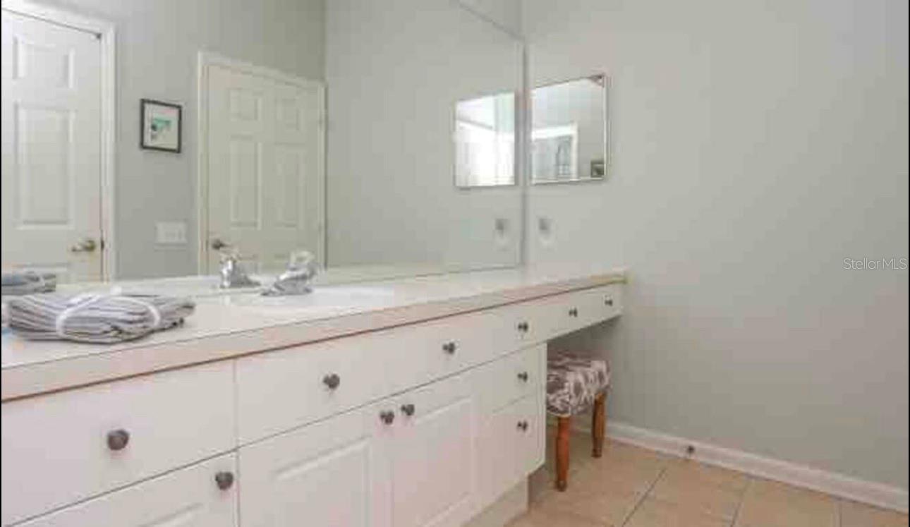 Image 8 of 37 For 2310 Silver Palm Drive 302