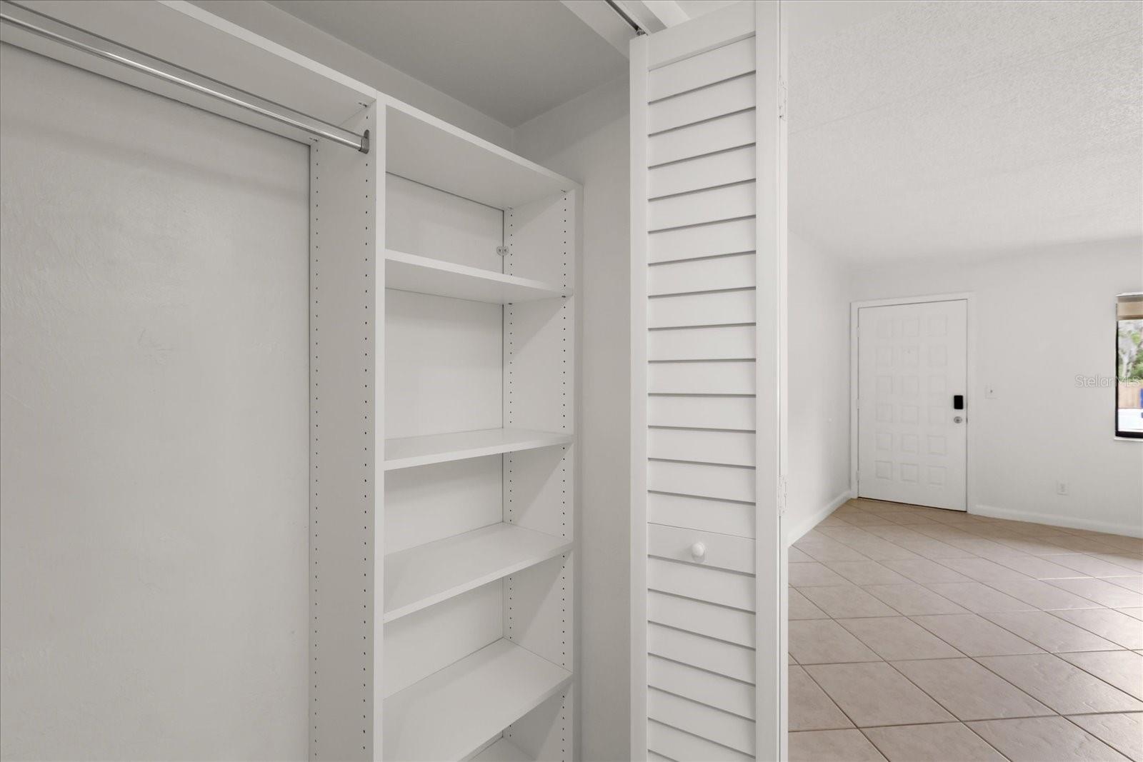 Image 15 of 19 For 633 Palmetto Avenue 1030