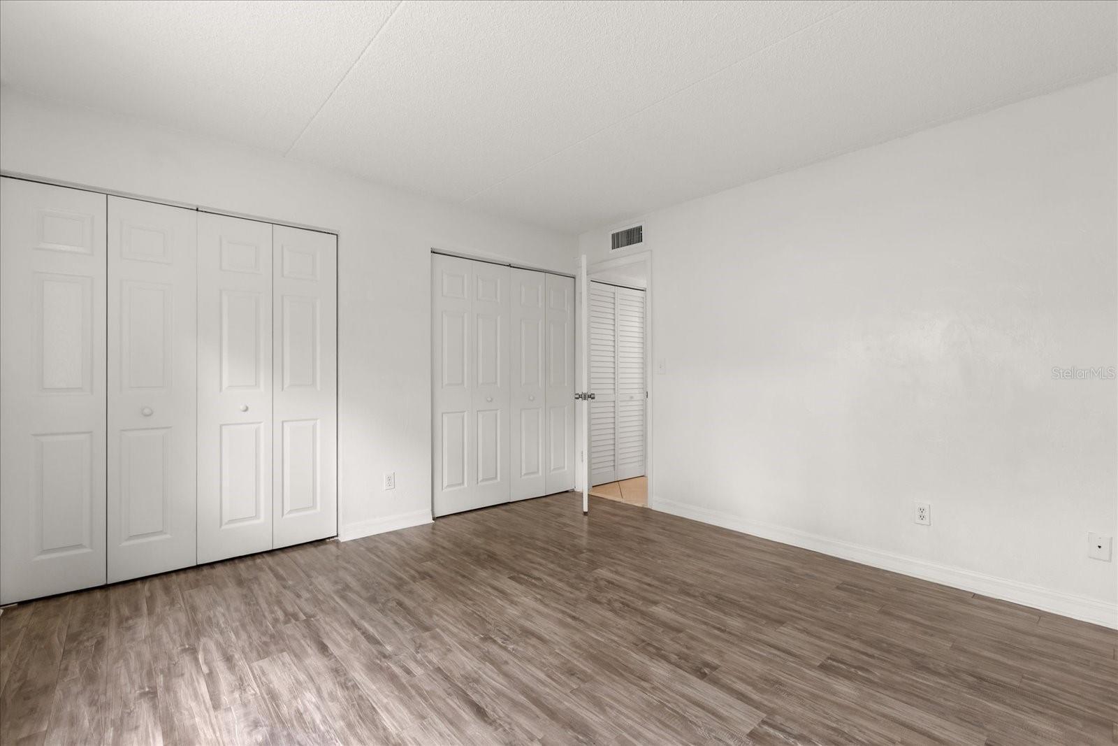 Image 17 of 19 For 633 Palmetto Avenue 1030