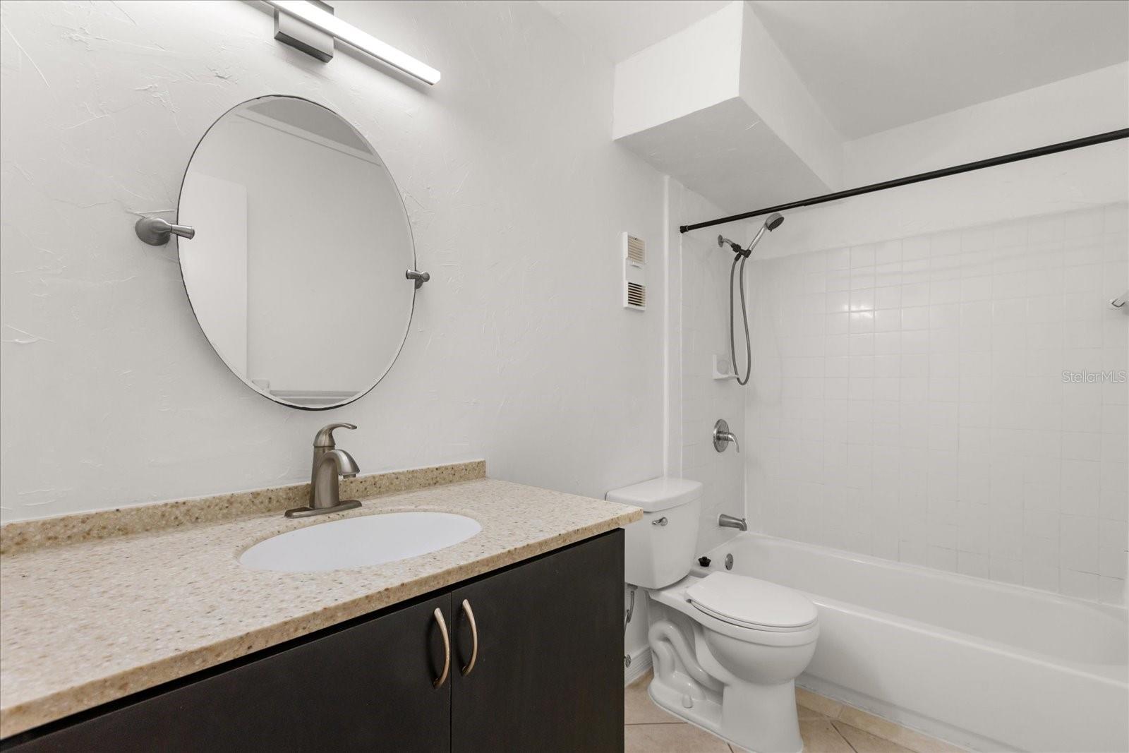 Image 19 of 19 For 633 Palmetto Avenue 1030