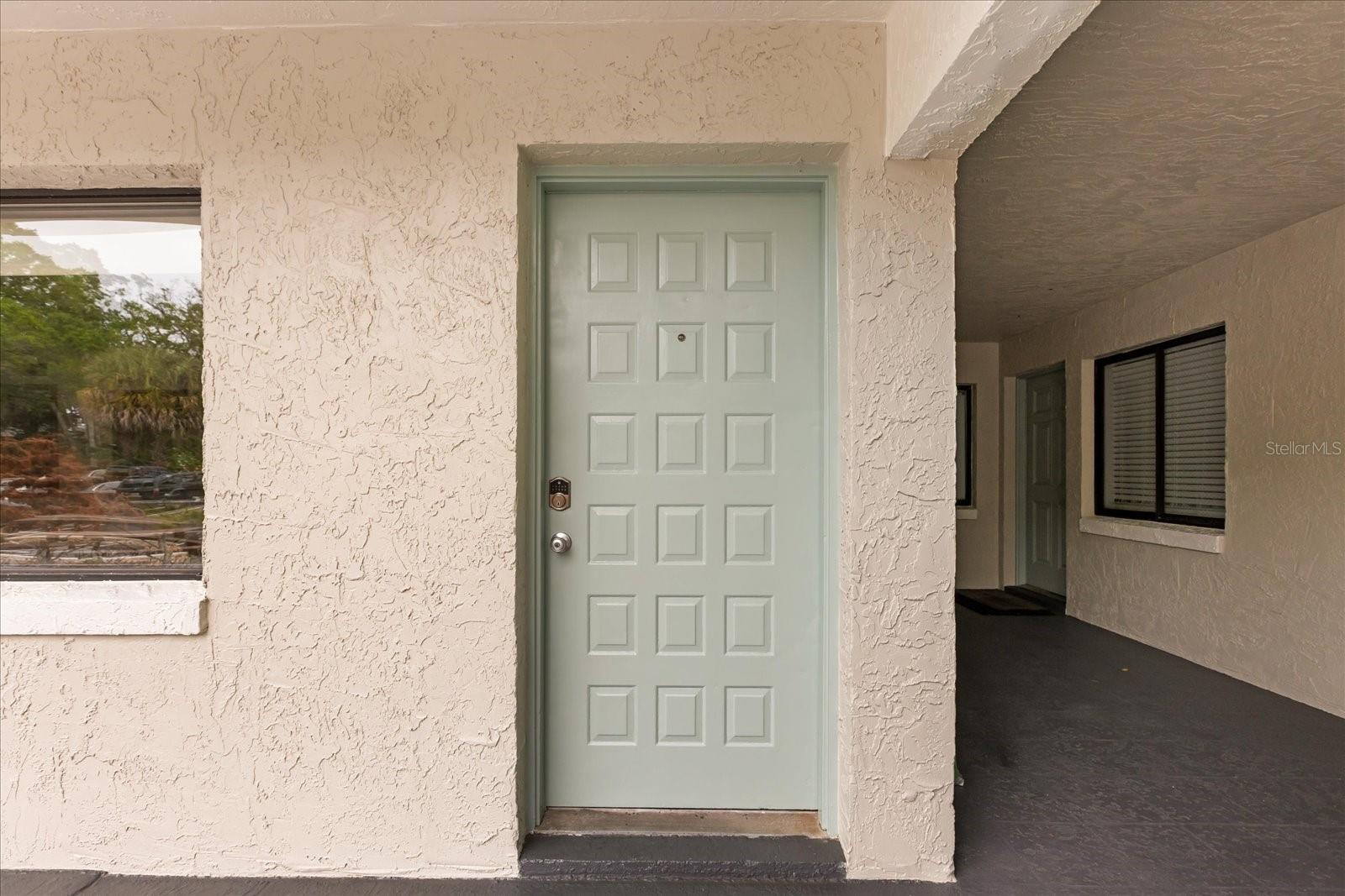 Image 7 of 19 For 633 Palmetto Avenue 1030