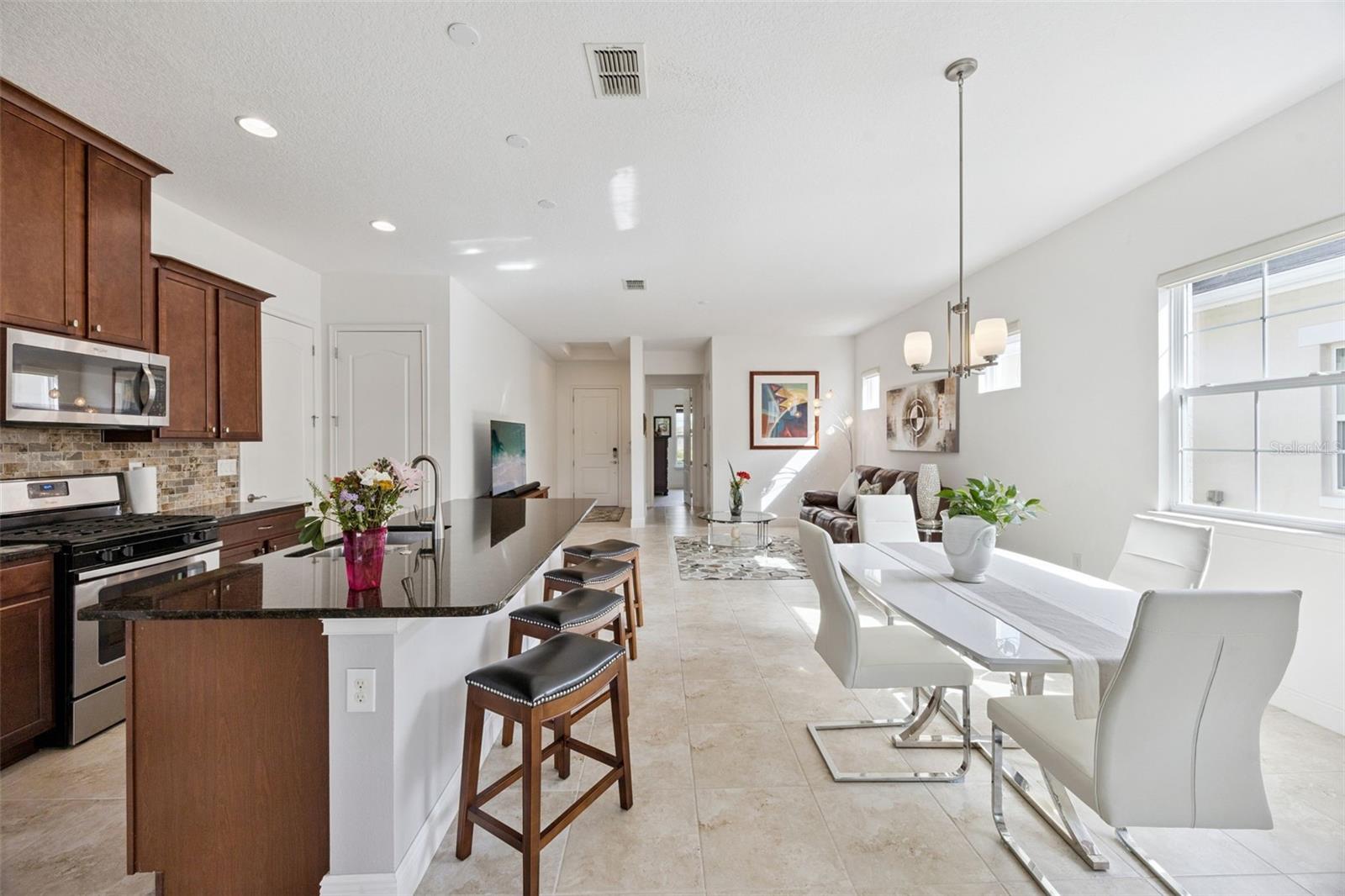 Image 11 of 46 For 4902 Fountainwood Drive